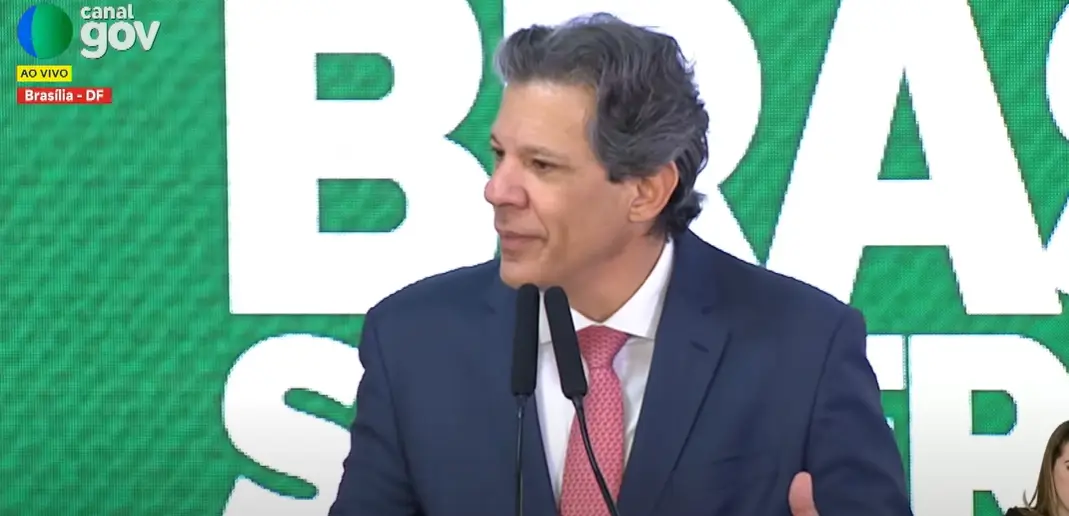 Haddad sinaliza projeto extra para manter isenção do IR sem romper meta fiscal 2 Haddad sinaliza projeto extra para manter isenção do IR sem romper meta fiscal - Imagem do artigo