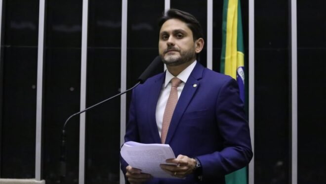 Câmara aprova atualização de bens no IRPF e inclui cobrança bilionária para reforçar caixa federal 2 Câmara aprova atualização de bens no IRPF e inclui cobrança bilionária para reforçar caixa federal - Imagem do artigo