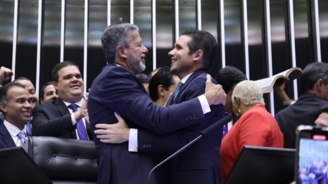 Viagens de deputados disparam e já somam R$ 7,8 milhões em 2025 2 Viagens de deputados disparam e já somam R$ 7,8 milhões em 2025 - Imagem do artigo