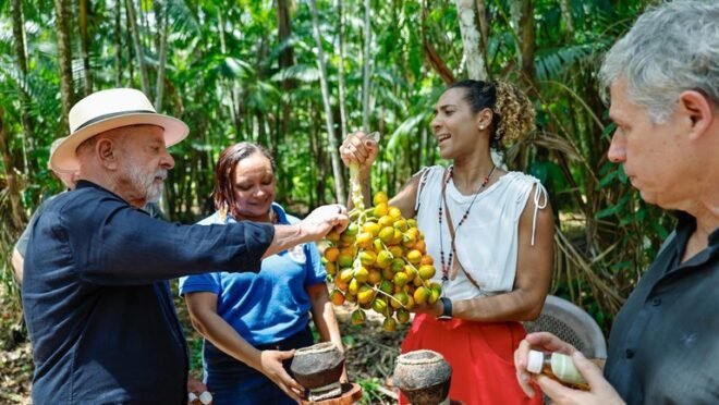 Lula dispensa barco da Marinha e aluga embarcação de luxo em Belém para a COP 30 2 Lula dispensa barco da Marinha e aluga embarcação de luxo em Belém para a COP 30 - Imagem do artigo