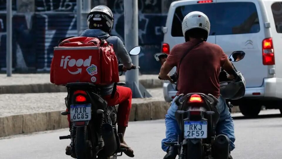 Boulos admite erro da esquerda e tenta reaproximar governo de motoristas de aplicativo 2 Boulos admite erro da esquerda e tenta reaproximar governo de motoristas de aplicativo - Imagem do artigo