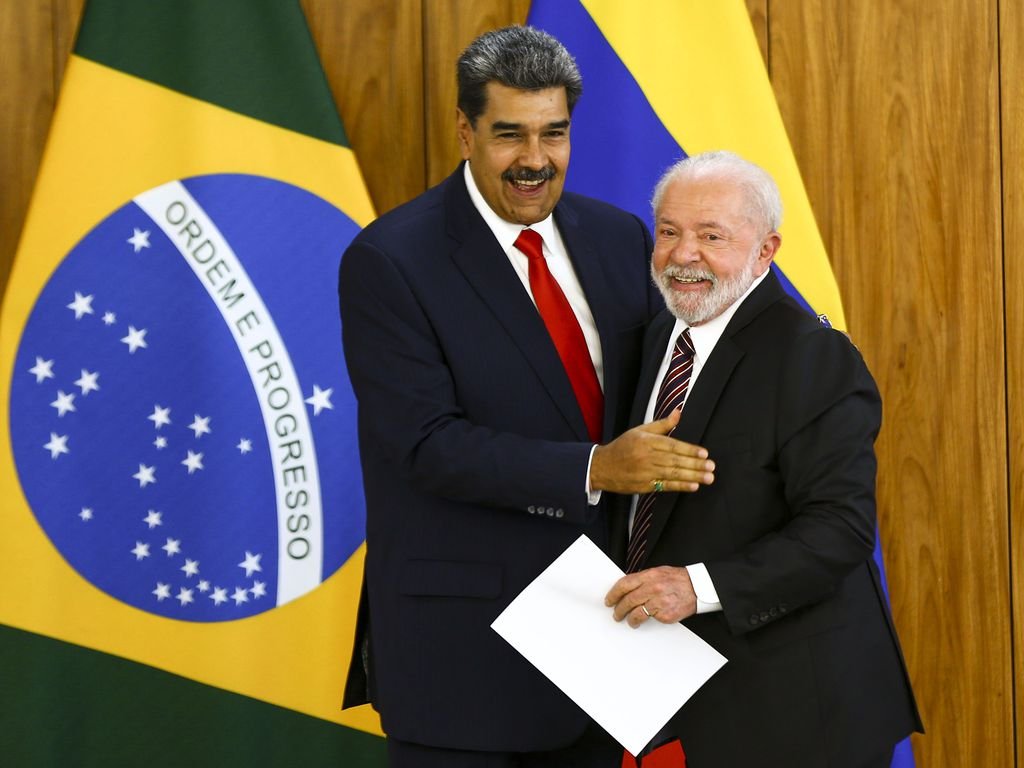 Brasil apoia presença de submarino nuclear dos EUA e contraria denúncia de Maduro 2 Brasil apoia presença de submarino nuclear dos EUA e contraria denúncia de Maduro - Imagem do artigo