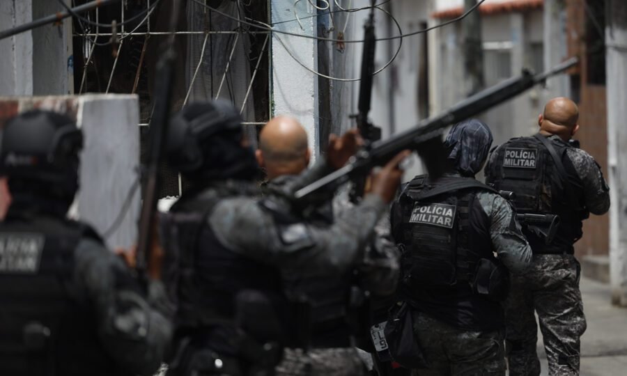 Operação no Rio pressiona CV e acende alerta para rebeliões e atentados 2 Operação no Rio pressiona CV e acende alerta para rebeliões e atentados - Imagem do artigo