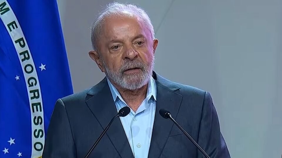 Lula ataca líderes ausentes na COP 30 e compara gastos militares a verba climática 2 Lula ataca líderes ausentes na COP 30 e compara gastos militares a verba climática - Imagem do artigo